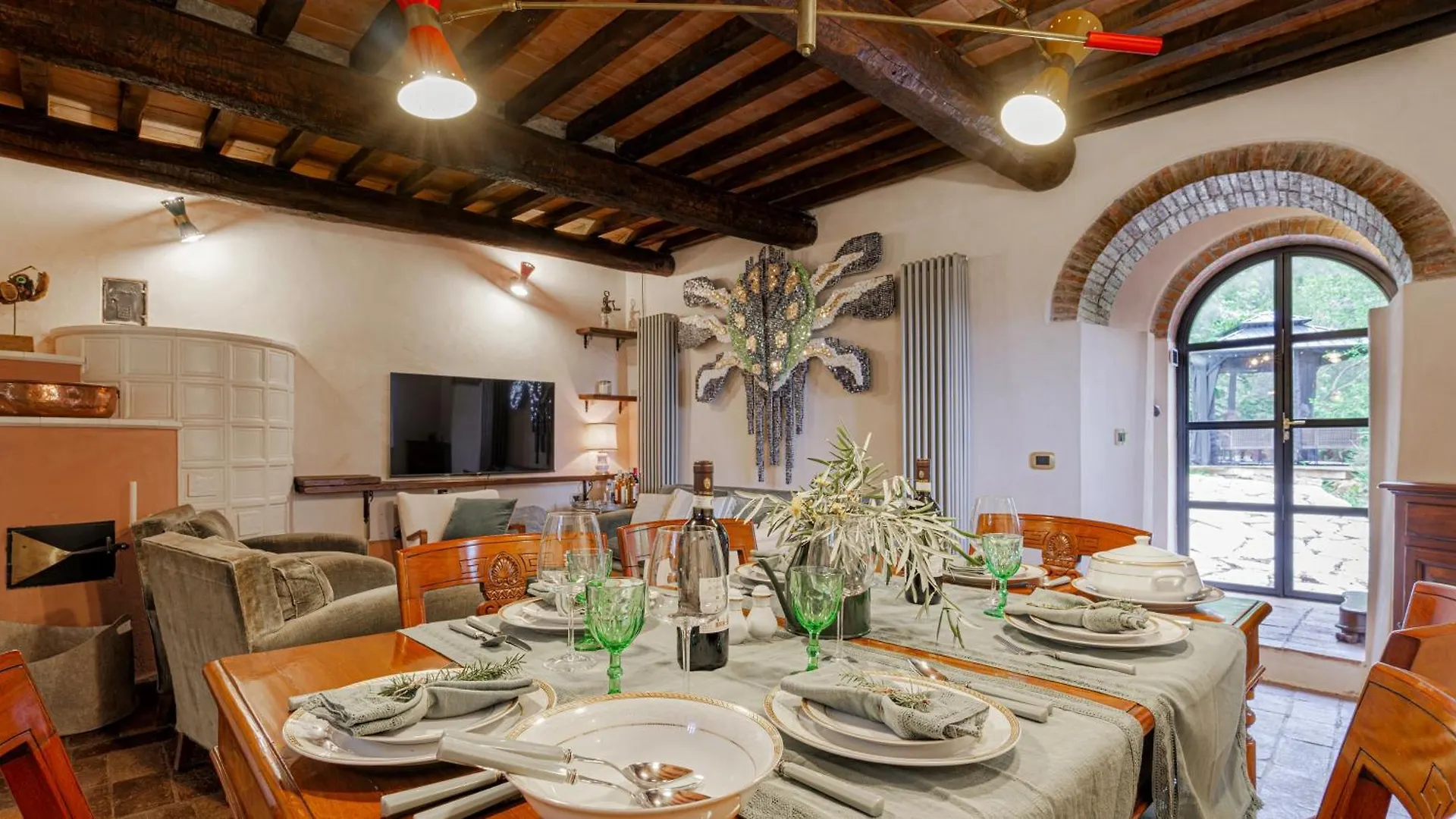 La Leopoldina 6, Emma Villas Gavorrano